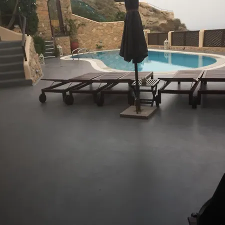 Deus Villa Éxo Goniá